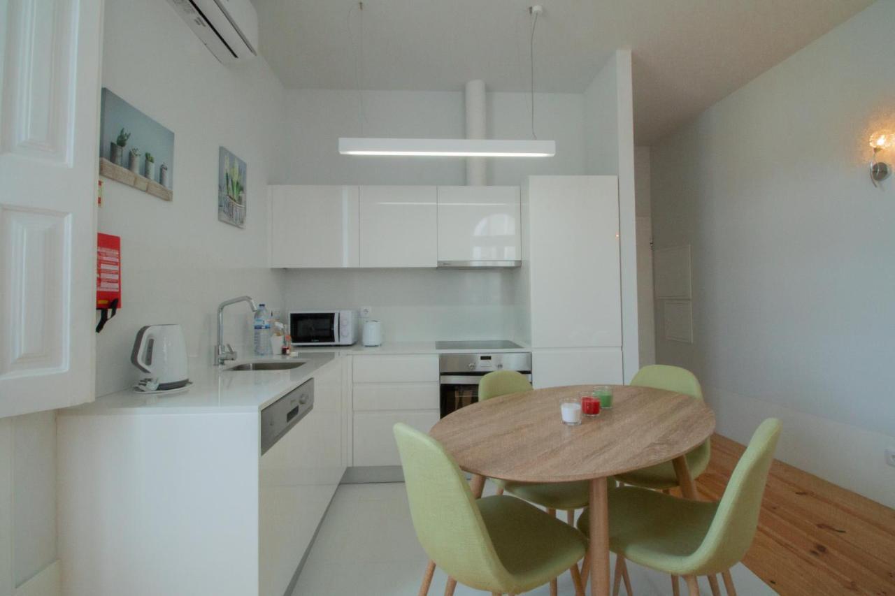 Passeio Da Avenida - Central Avenue Apartment With Elevator Viana do Castelo Exterior photo